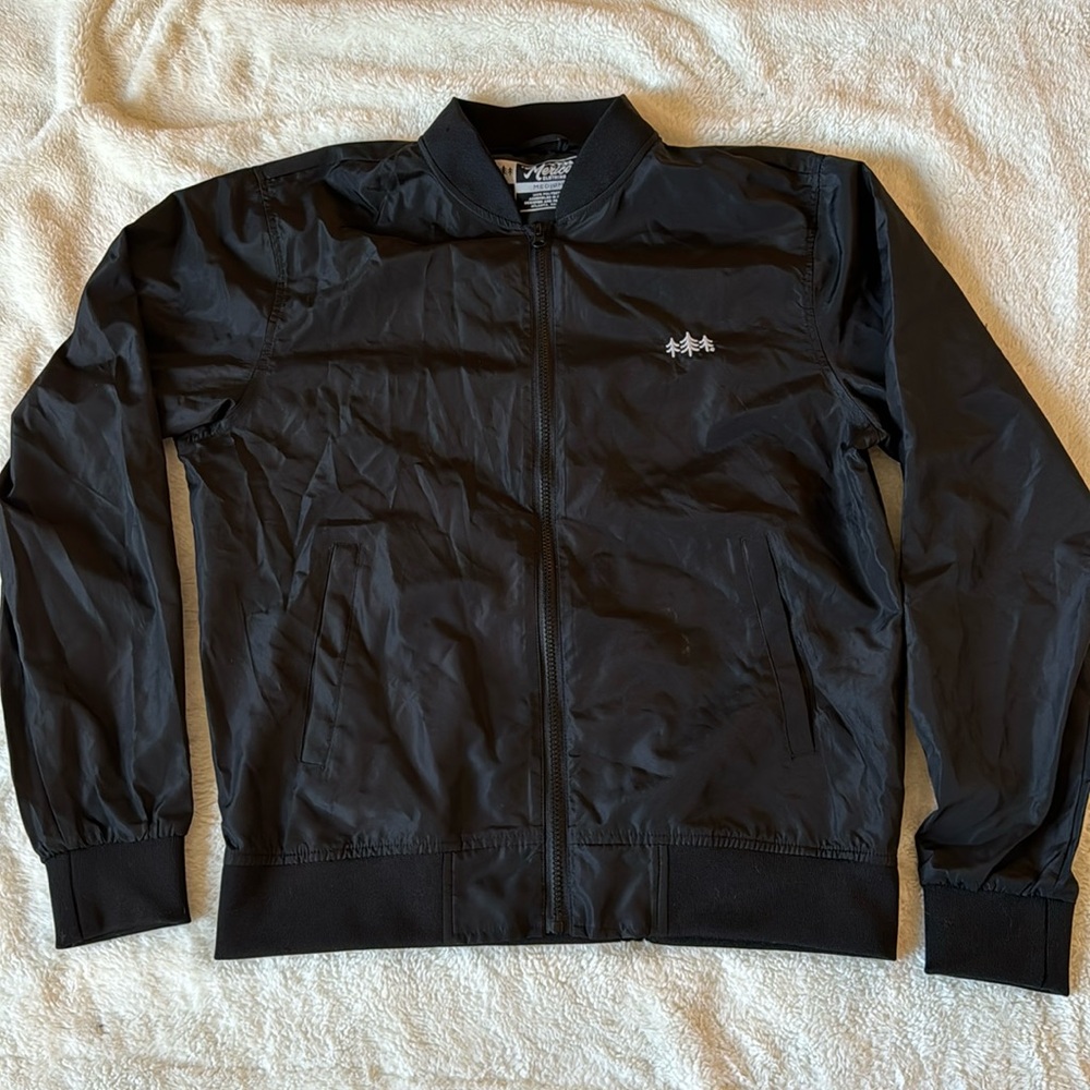 NEW. Men’s Medium Tripine Zip Up Jacket